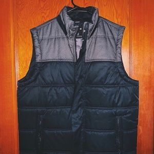 Classic Puffer Vest in Two-Tone Charcoal